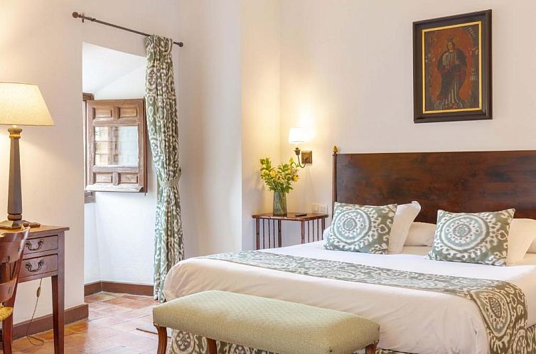 Hotel Puerta de la Luna