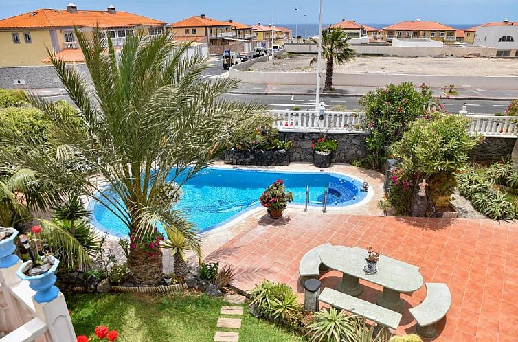 Apartamentos Los Delfines