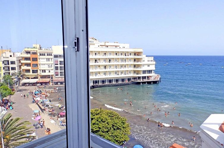Atico frente playa del Medano
