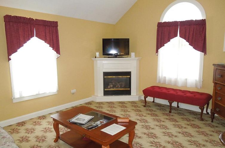 Kearsarge Inn