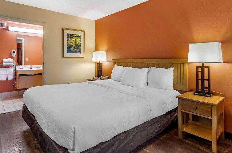 Econo Lodge Riverside