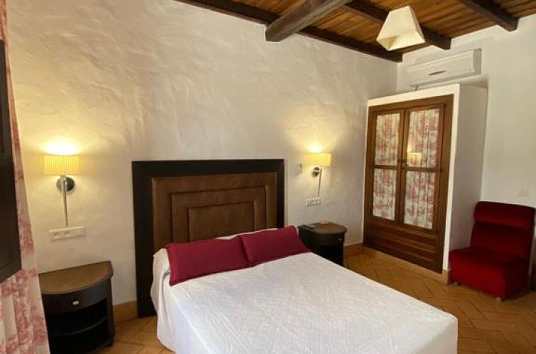 Apartamentos Turísticos - Hostal Los Alisos