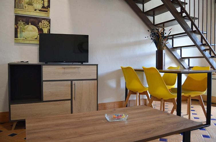 Apartamentos Turísticos - Hostal Los Alisos