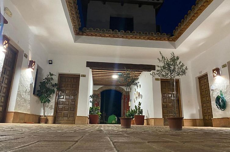 Apartamentos Turísticos - Hostal Los Alisos
