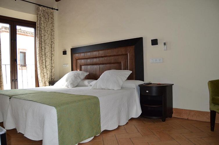 Apartamentos Turísticos - Hostal Los Alisos