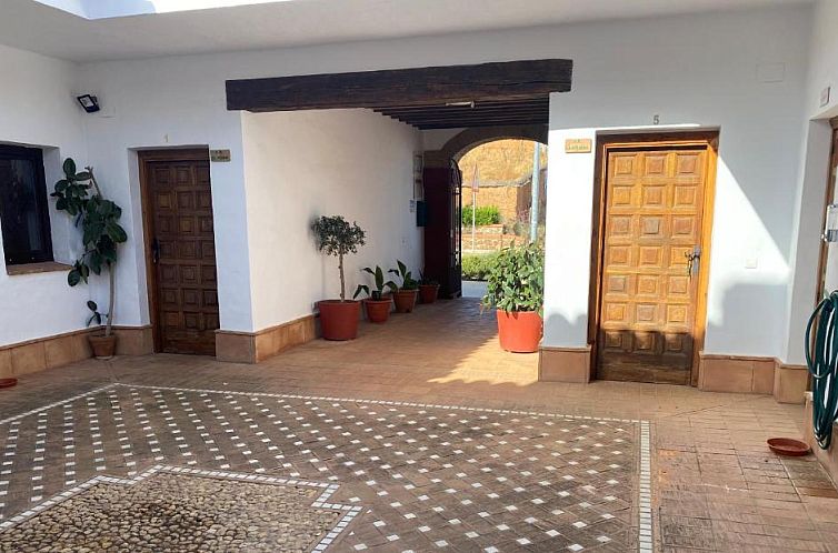 Apartamentos Turísticos - Hostal Los Alisos