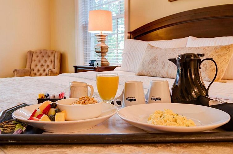 Nassau Inn