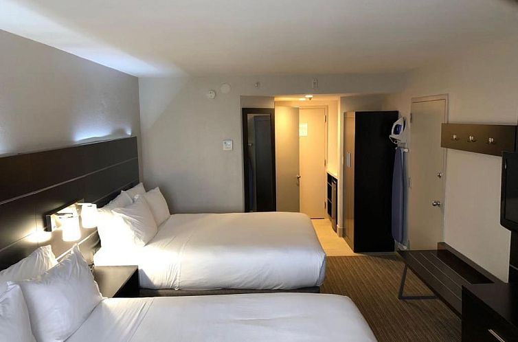 Holiday Inn Express Hotel & Suites Miami - Hialeah(Newly Ren