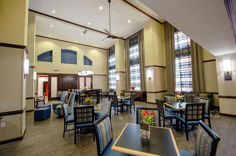 Hampton Inn & Suites Port Arthur