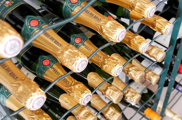 Pictures Guest House Boutique Hotel