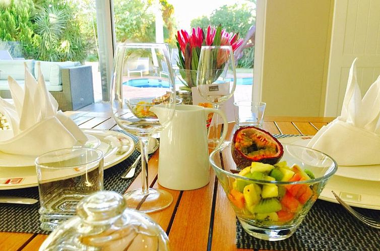 Pictures Guest House Boutique Hotel