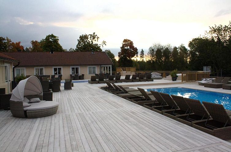 Kosta Lodge