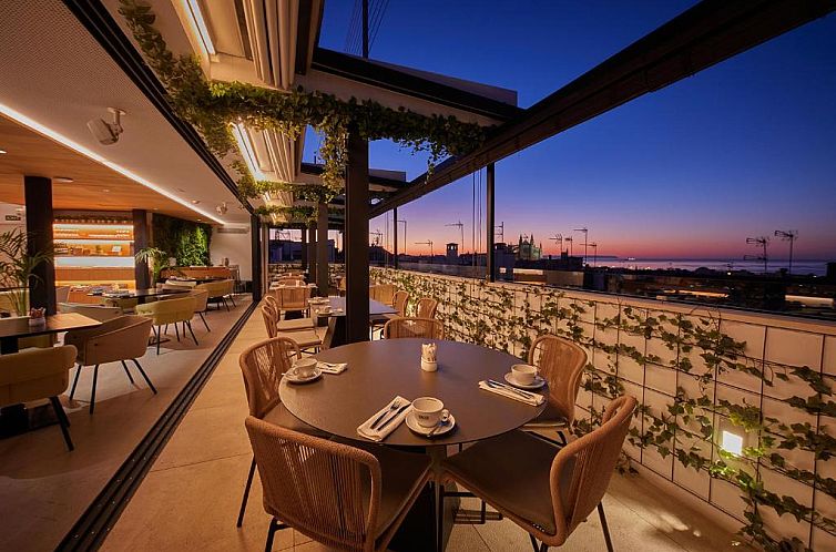 Nakar Hotel