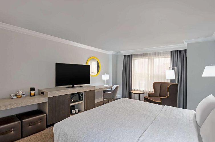 Hampton Inn & Suites Stamford