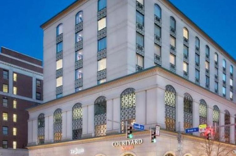 Courtyard by Marriott Stamford Downtown