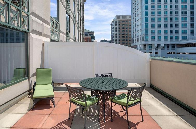 Courtyard by Marriott Stamford Downtown