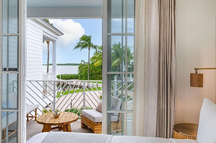 Islander Bayside Villas & Boatslips