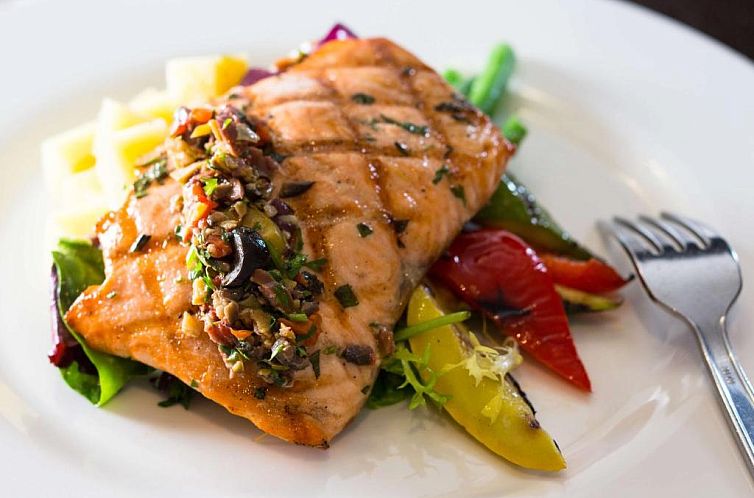 DoubleTree by Hilton Libertyville-Mundelein