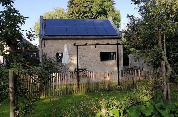 Huisje in Kaatsheuvel, vakantiehuis in Hart van Brabant met zonnige tuin en zonnepanelen.