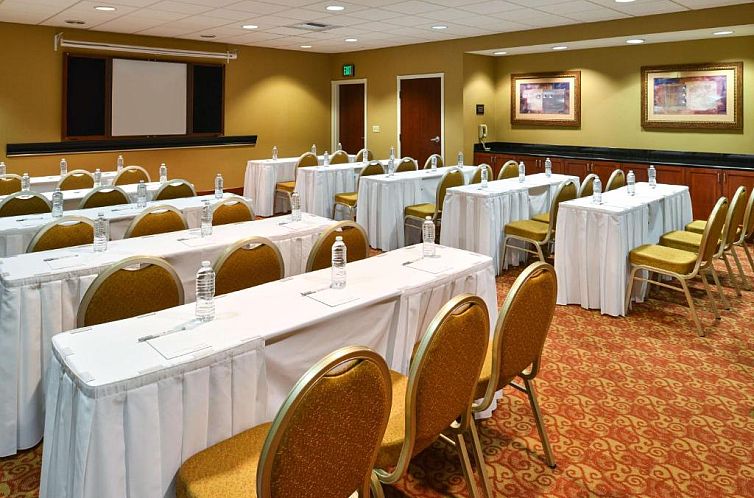 Hampton Inn & Suites Tacoma-Mall