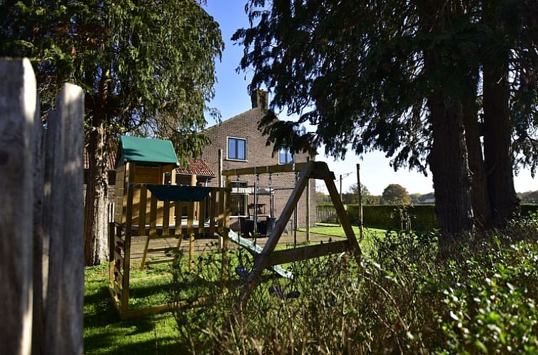 Huisje in Loon op Zand