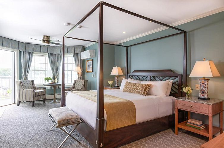 Bar Harbor Inn and Spa