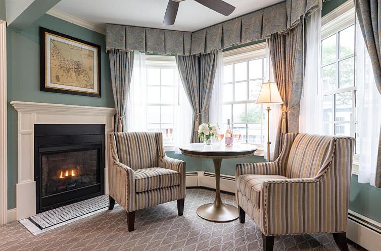 Bar Harbor Inn and Spa