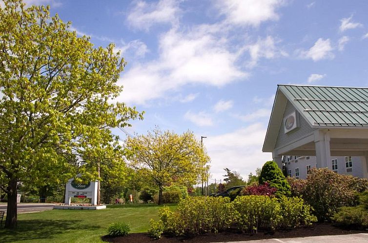 Acadia Inn