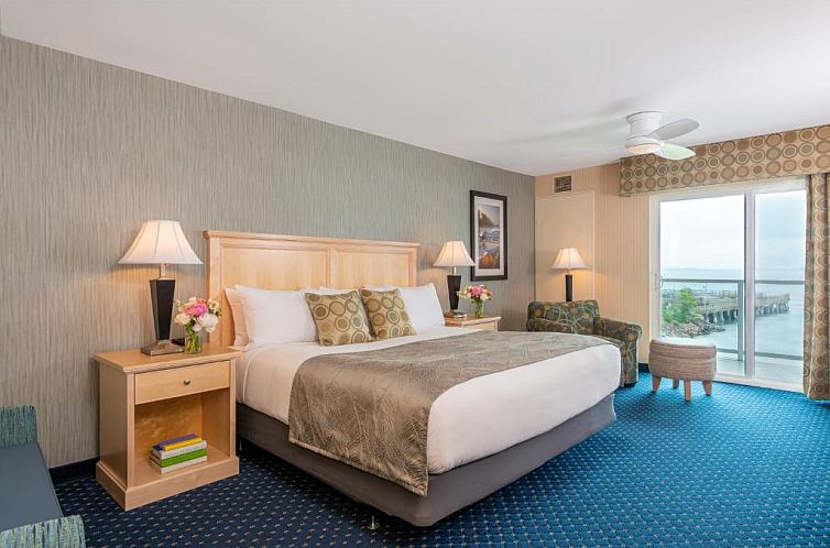 Atlantic Oceanside Hotel & Conference Center