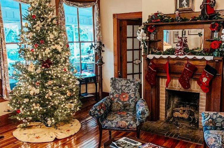 Sweetwater Branch Inn