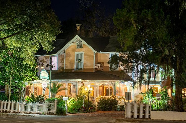 Sweetwater Branch Inn