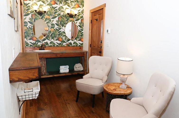 Sweetwater Branch Inn