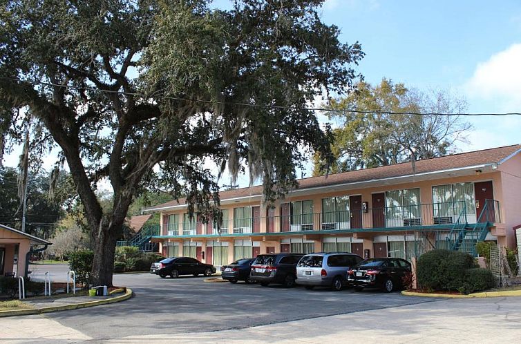 Travelers Inn Gainesville
