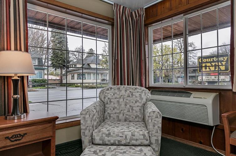 Courtesy Inn Downtown Eugene