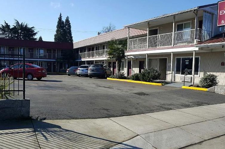 Express Inn & Suites Eugene