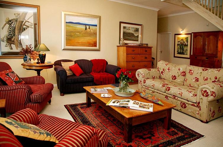 Moonglow Guesthouse