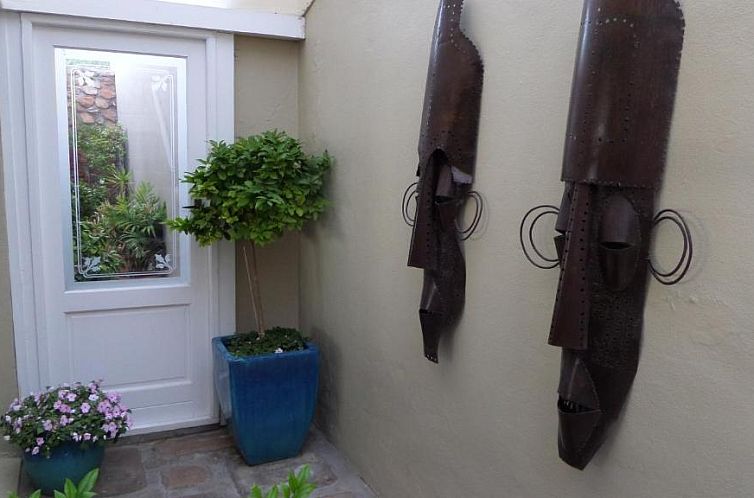 Moonglow Guesthouse