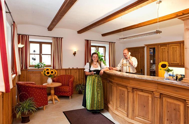 Metzgerei Gasthof Oberhauser - Hotel zur Post