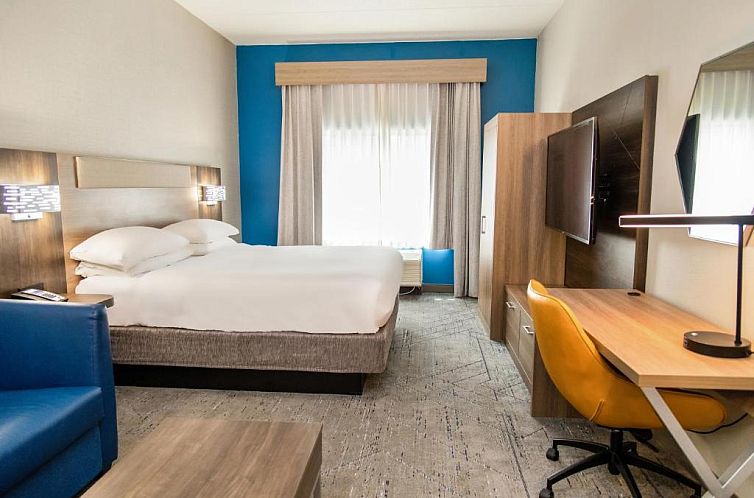 Holiday Inn Express Hotel & Suites Pittsburgh-South Side, an