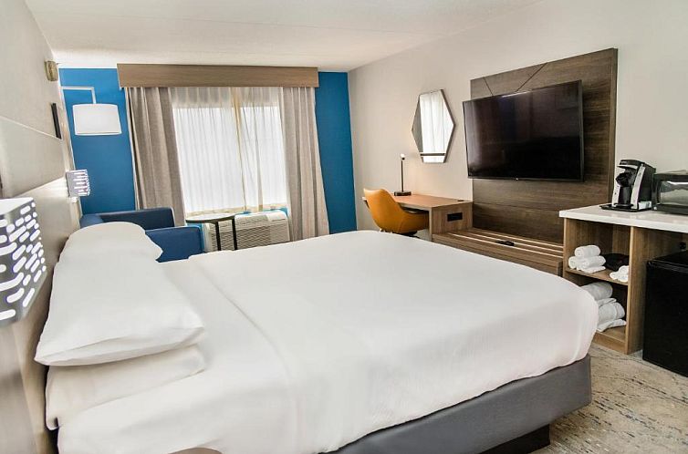Holiday Inn Express Hotel & Suites Pittsburgh-South Side, an