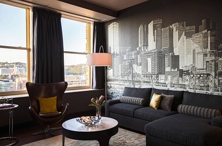 Renaissance Pittsburgh Hotel