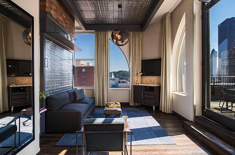 Renaissance Pittsburgh Hotel