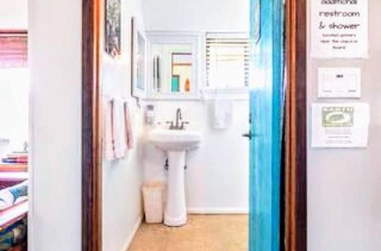 Hamakua House and Camping Cabanas