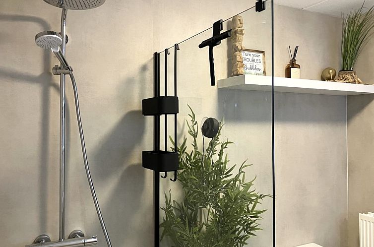 Forest Escape-Luxe natuurhuis met Sauna & Jacuzzi