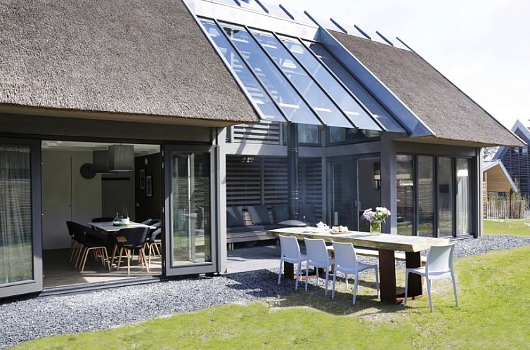 8 pers villa met jacuzzi!