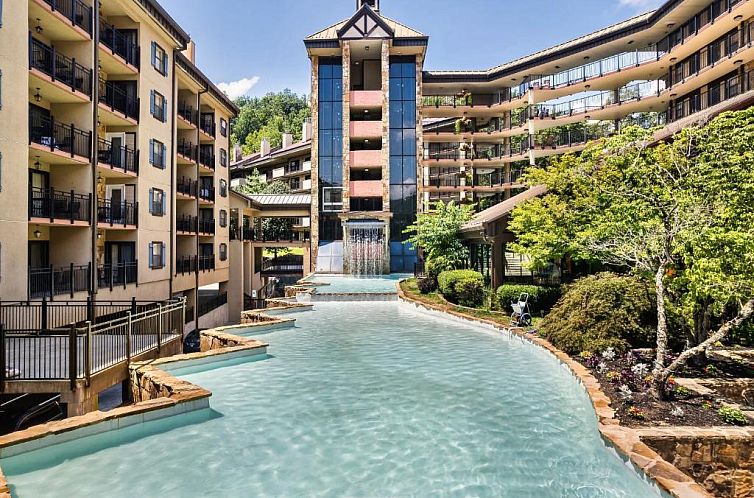 Gatlinburg Town Square by Exploria Resorts