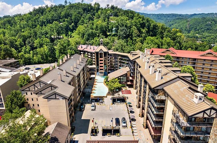 Gatlinburg Town Square by Exploria Resorts