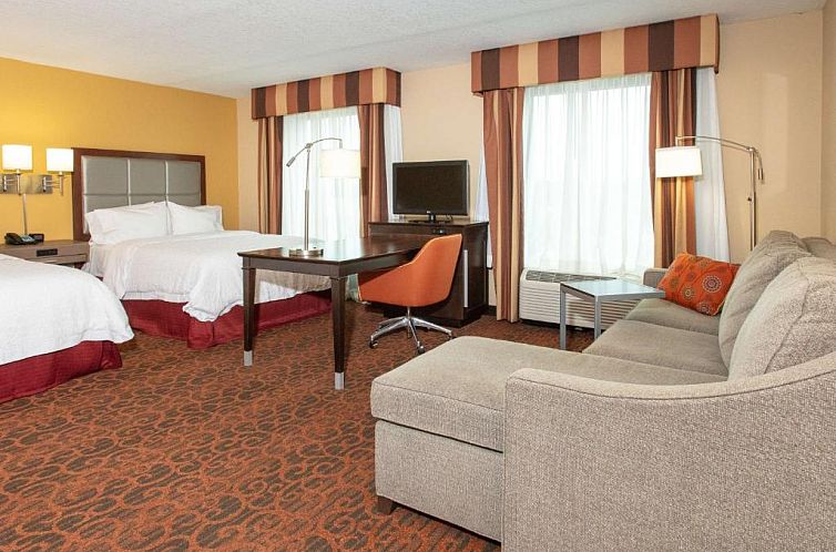Hampton Inn & Suites Jacksonville-Airport