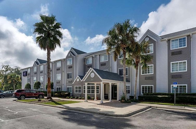 Jacksonville Plaza Hotel and Suites