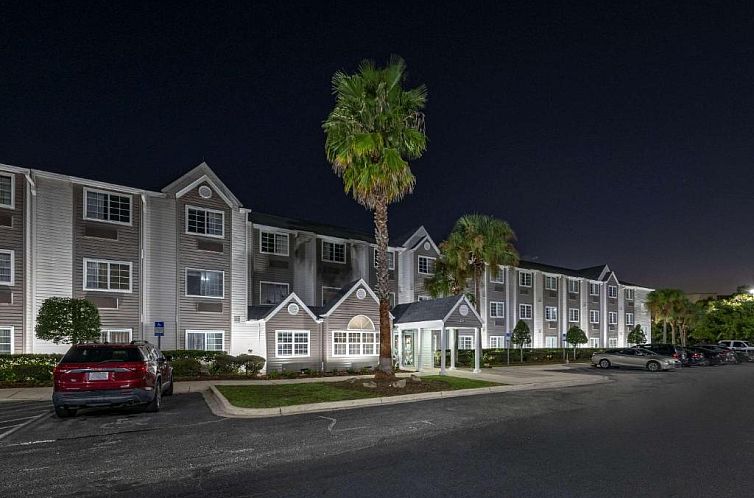 Jacksonville Plaza Hotel and Suites